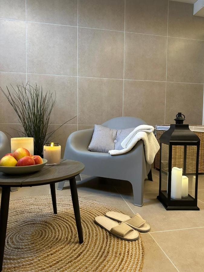 Almnaes Park Hotel Сёдертелье Экстерьер фото