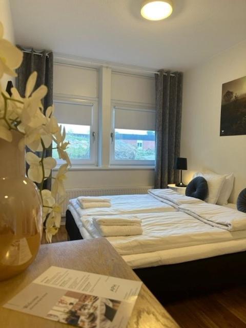 Almnaes Park Hotel Сёдертелье Экстерьер фото