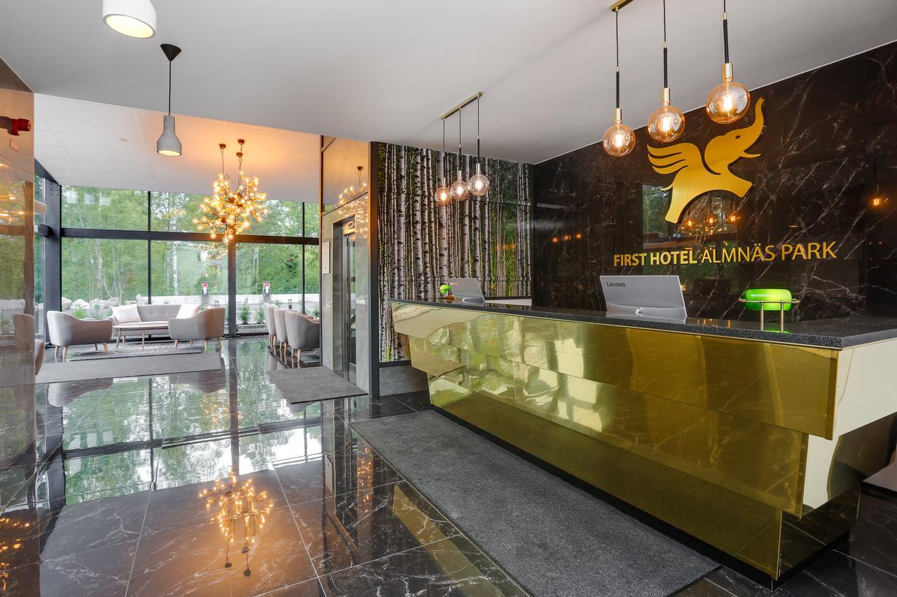 Almnaes Park Hotel Сёдертелье Экстерьер фото