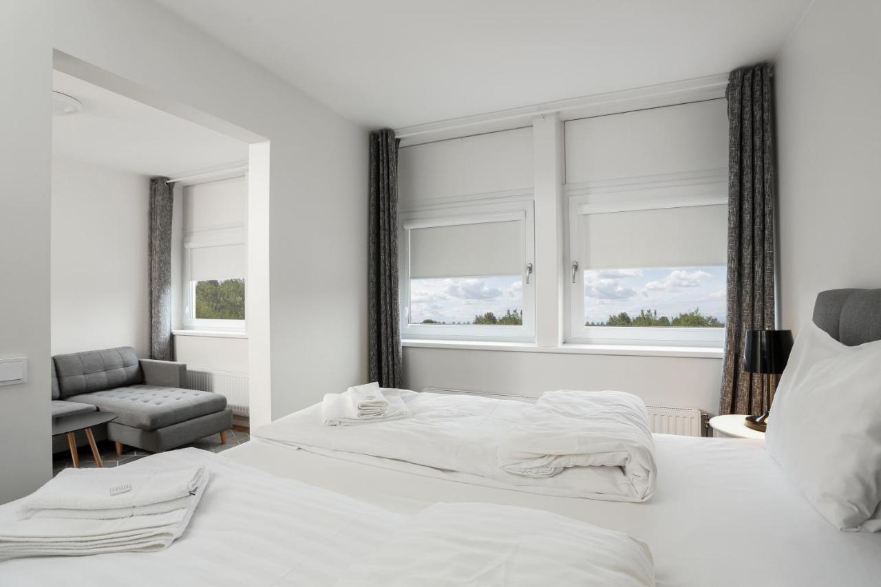 Almnaes Park Hotel Сёдертелье Экстерьер фото